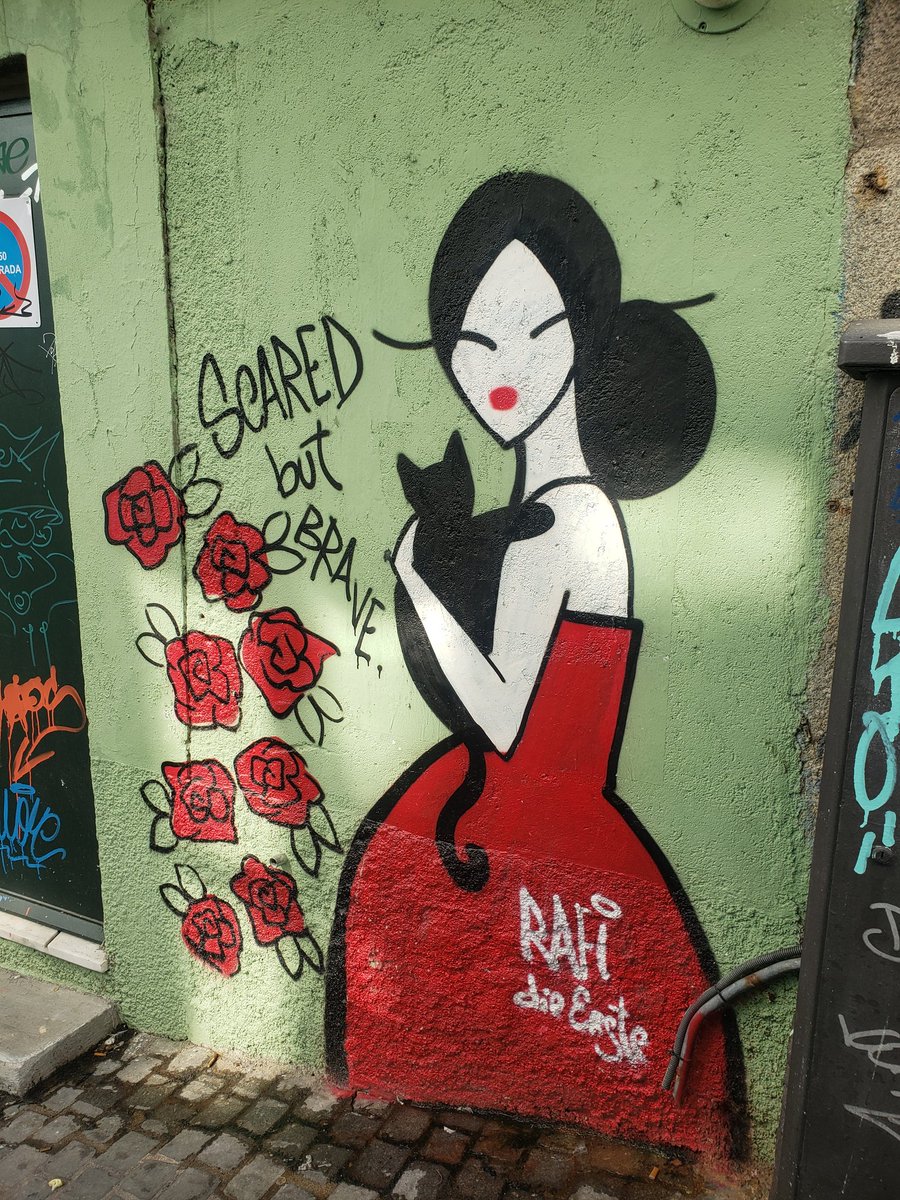 monkeyheadSP's tweet photo. @VP On holiday in Porto - saw this and thought of you ❤ https://t.co/yGA8n3QVnN