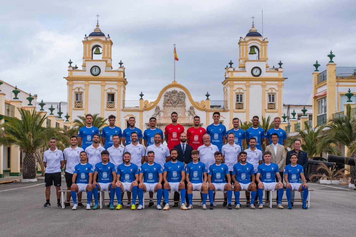 📸 𝑺𝒂𝒏 𝑭𝒆𝒓𝒏𝒂𝒏𝒅𝒐 𝑪𝒍𝒖𝒃 𝑫𝒆𝒑𝒐𝒓𝒕𝒊𝒗𝒐 2024-25

🦁 El equipo de La Real Isla de León. 

#JuntosVolveremos 💙