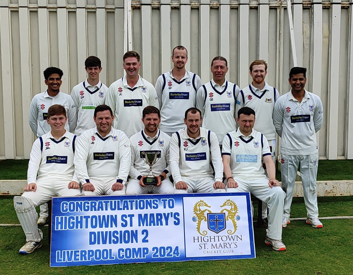 HightownStMarys's tweet image. @lpoolcomp trophy presentation prior to todays game 🏆🏆🏆