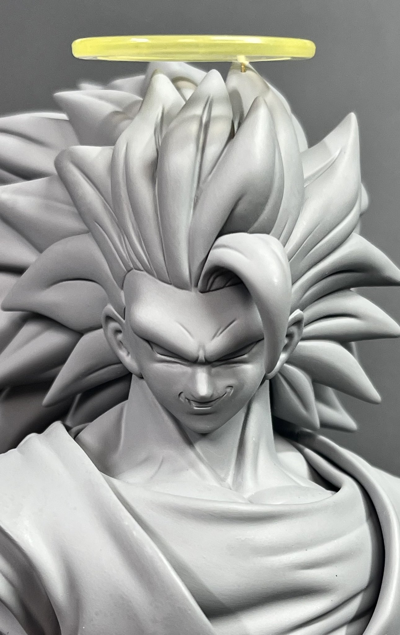 ドラゴンボールZと adidas Originals のコラボスニーカーを7足