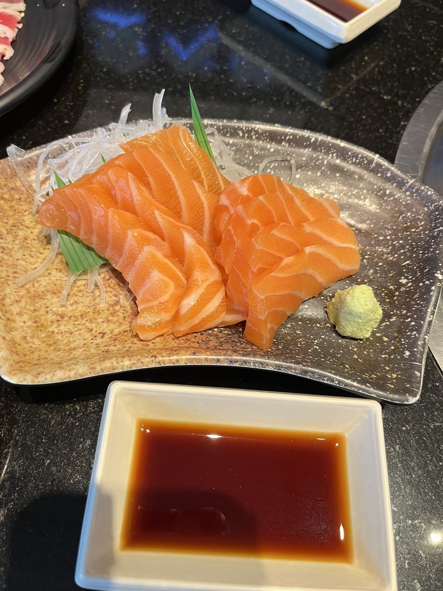 จะรีวิวอะไรก็ได้ที่ไป+กินละทับใจ tweet media