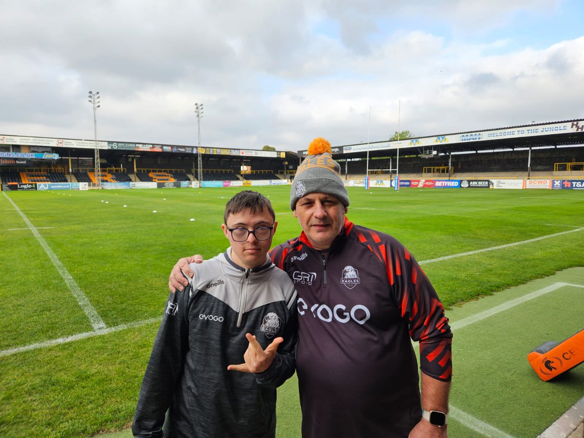SheffieldEagles's tweet photo. 🫡 On location for today’s @ComIntCare @LDSuperLeague Festival in Castleford.

🤝 No Limits / Jay Ward Live Events 

#StrongerTogether #40Years https://t.co/kYzzXmpMcJ