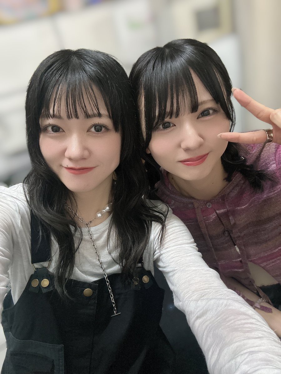 nomoto__sora's tweet photo. そして本日9月21日でデビュー13周年を迎えました🎀
みんないつもありがとう！
これからもよろしくね♡

実は少し前、久々に集まったのでした(みきちゃん不在なの寂しい)

メンバーみんな、おめでとう
いつまでも家族🤝🏻 https://t.co/APFFGSzjXh