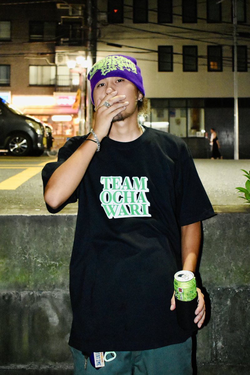 _CigaretteBox_'s tweet photo. 🍵"TEAM OCHAWARI" S/S TEE🍵

big box silhouette, 
6.5oz heavy ounce,
cotton100%,printed in japan

お茶割り好きはみんな友達です。
お茶割り好きのためのTシャツです。
是非これを着て乾杯しましょう🍻

https://t.co/sSgnPzj39n https://t.co/747CnMFa4I