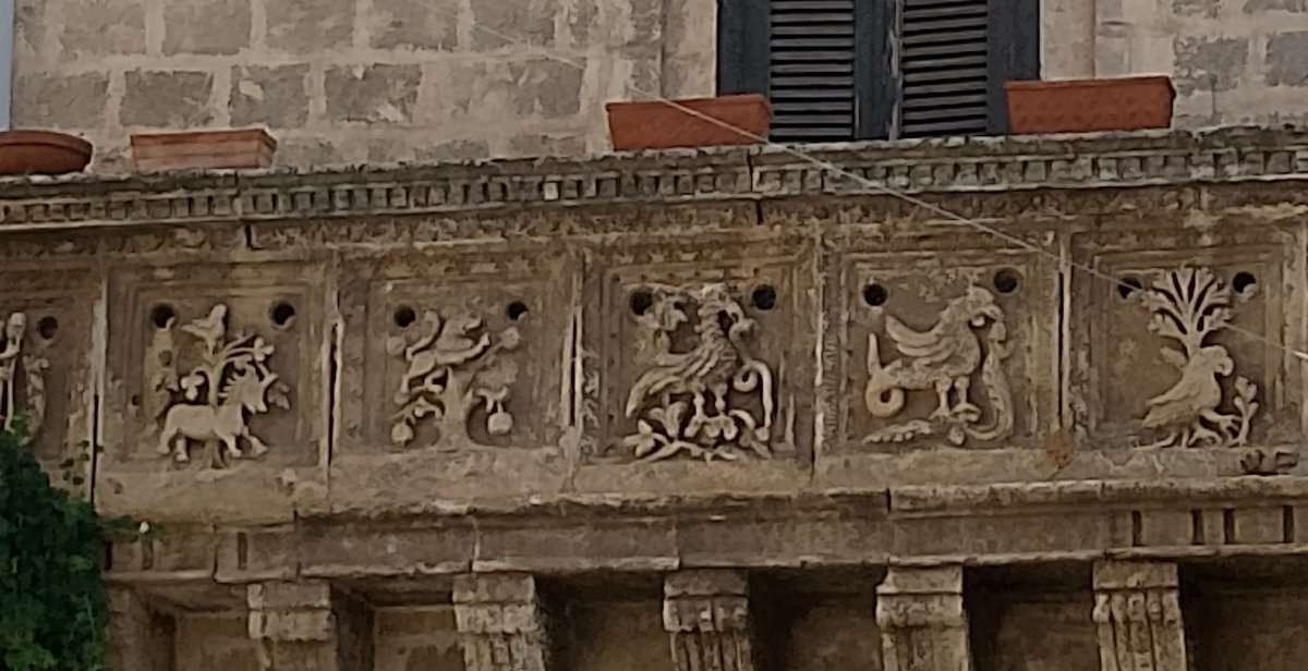 Giusepp34637041's tweet photo. #VentagliDiParole
#InvitoAllaVisione di Francavilla Fontana in puglia #Puglia https://t.co/1eRgHo7hpd