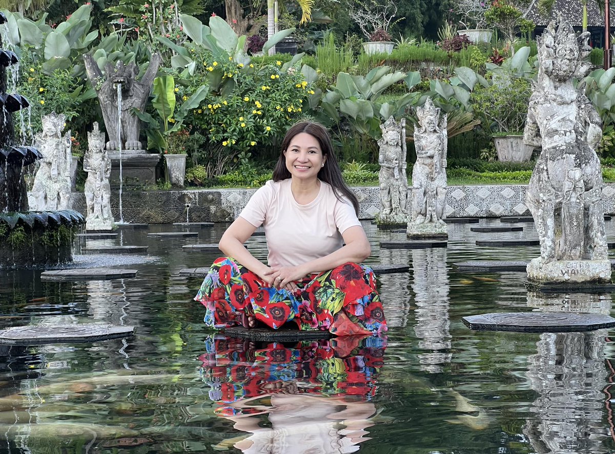 Harry Roque's wife slams Barbers, says no paper links her to Pogo dlvr.it/TDW6XT