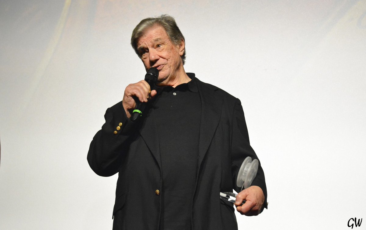 Cinephemeride's tweet photo. L'hommage, hier soir à #JohnMcTiernan au Festival Européen du Film Fantastique de Strasbourg #FEFFS Photos Gregory Wallerich https://t.co/NJIu5FWsiJ