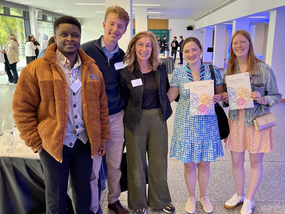 Eascai's tweet image. Yesterday the ⁦#SharedIsland Youth Forum Statement was launched. 80 young people from Northern Ireland &amp;amp; Ireland have laid out their vision &amp;amp; values for the future of the island. Brilliant to reconnect with ⁦@ieBritish⁩ #GlobalPerceptions alum who took part in the Forum