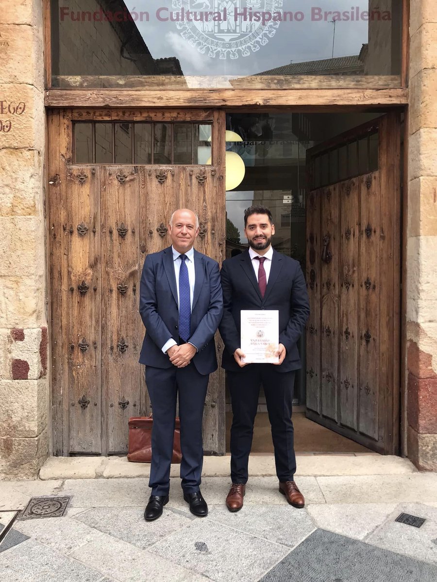CEB/Univ. Salamanca (@cebusal) on Twitter photo Se ha realizado la defensa Tesis Doctoral de Investigador Predoctoral. D <a href="/Sergiomoreta/">Sergio Moreta</a>, titulada ",“Los gobernadores generales del Estado de Brasil durante la Monarquía Hispánica (1583-1641): redes, acción política y circulación”, dirigida por Prof <a href="/josemansant/">José Manuel Santos</a>, director <a href="/cebusal/">CEB/Univ. Salamanca</a> Se ha realizado la defensa Tesis Doctoral de Investigador Predoctoral. D <a href="/Sergiomoreta/">Sergio Moreta</a>, titulada ",“Los gobernadores generales del Estado de Brasil durante la Monarquía Hispánica (1583-1641): redes, acción política y circulación”, dirigida por Prof <a href="/josemansant/">José Manuel Santos</a>, director <a href="/cebusal/">CEB/Univ. Salamanca</a>