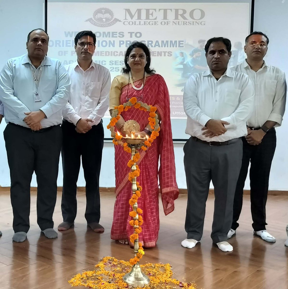 MetroCollege1's tweet photo. Metro College of Nursing, Greater Noida, organized an Orientation Programme on 13th Sept 2024 for newly admitted paramedical students, focusing on academics, responsibilities, and professional behavior.

#OrientationProgramme #MetroCollegeOfNursing #BrightFuture #MedicalCareer https://t.co/wUJofloOol