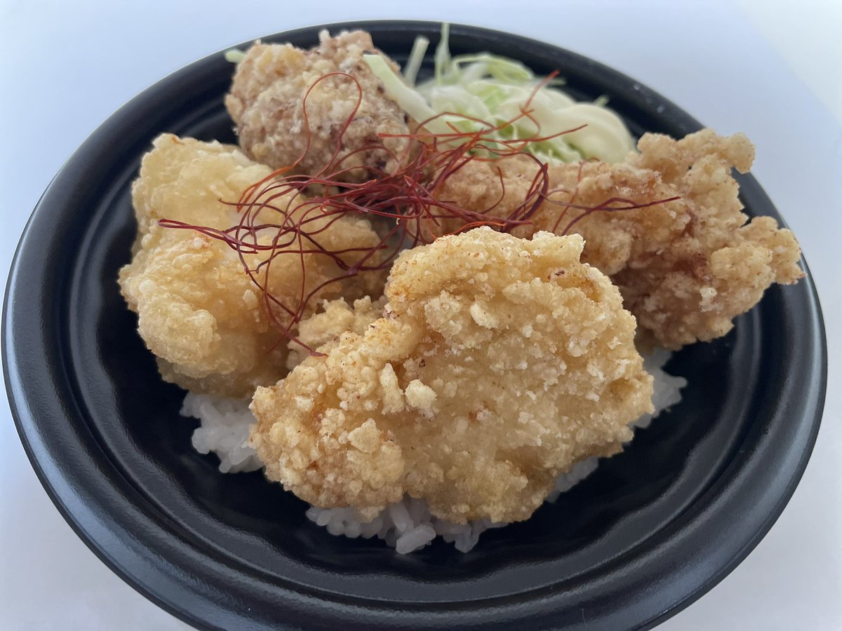 i_irushimu's tweet image. 今日は碧さんから唐揚げ丼15食注文頂きました♪
注文頂きありがとうございました！
一生懸命作らせてもらいました😊🫡

＃Ｂ型
＃碧
＃福祉事業所