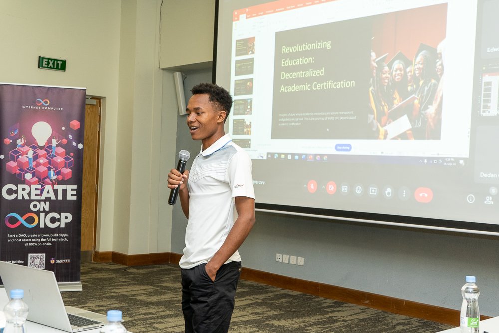 Wangsco's tweet photo. Learn, Idealize, Build and Earn on ICP
Don't be left behind join us @icphub_KE @ICPHUBS
#Blockchain #Web3 #interUniversityHackathon https://t.co/RwMrgMzy3P