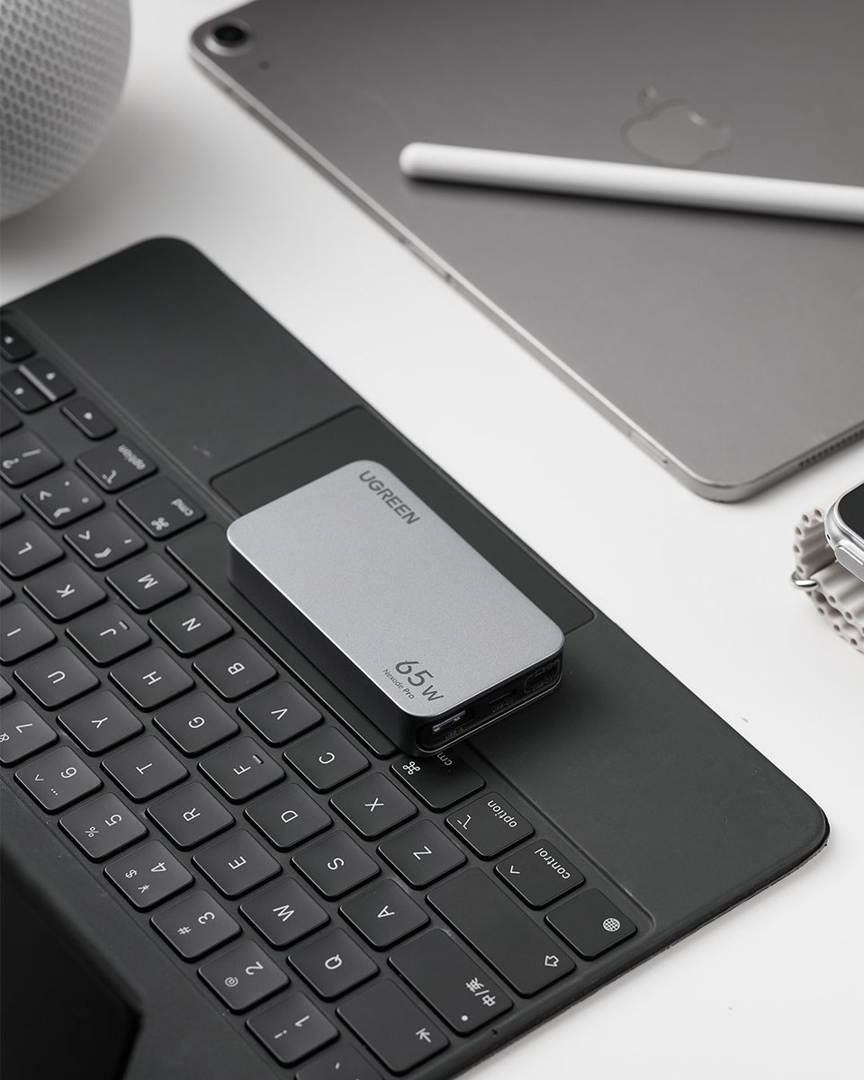 UgreenFR's tweet photo. Terminé les énormes blocs avec le chargeur Nexode Pro cookie😎 Un chargeur qui se glissera facilement entre votre mur et vos meubles !
Pour en savoir plus 👉 https://t.co/DPvma6Ko2U
.
.
.
#UGREEN #nexodepro #chargeurs #technologie #geek https://t.co/KERpzMWOku
