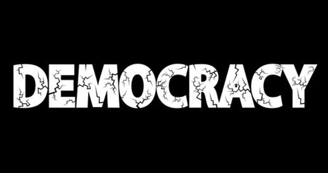 kangaroos991's tweet image. Raise a ✋ if you think democracy is 'on the ballot' in November! 🙋‍♂️

#VoteBlueToProtectDemocracy 
#NeverForgetJ6 #KamalaForPOTUS 🙏💙