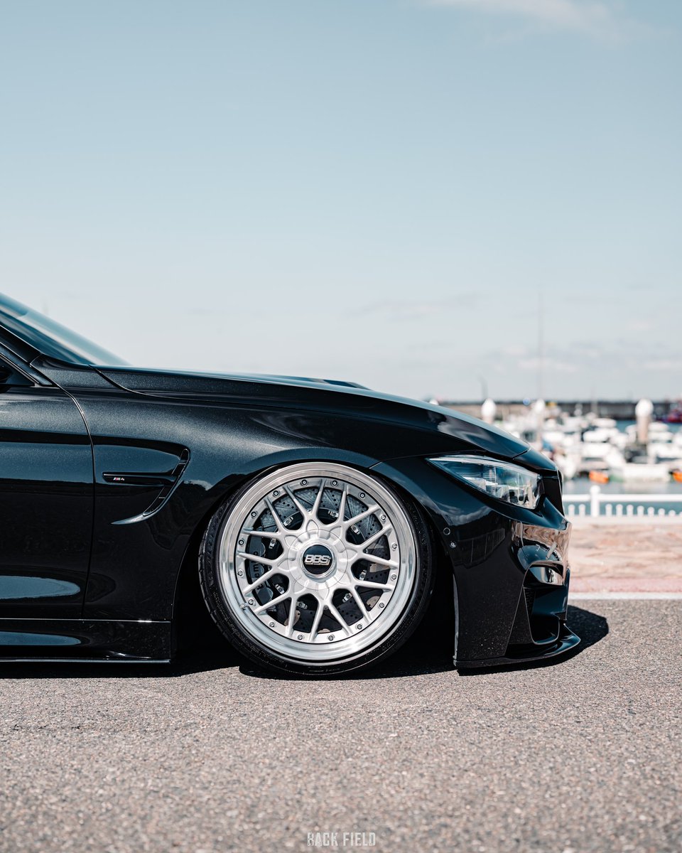 backfield(ひでゆき) tweet media