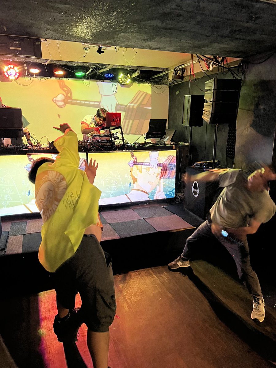 EEEDJMUSIC's tweet photo. 鷹城
相馬
#EEE15th https://t.co/O9RIMWrpMd