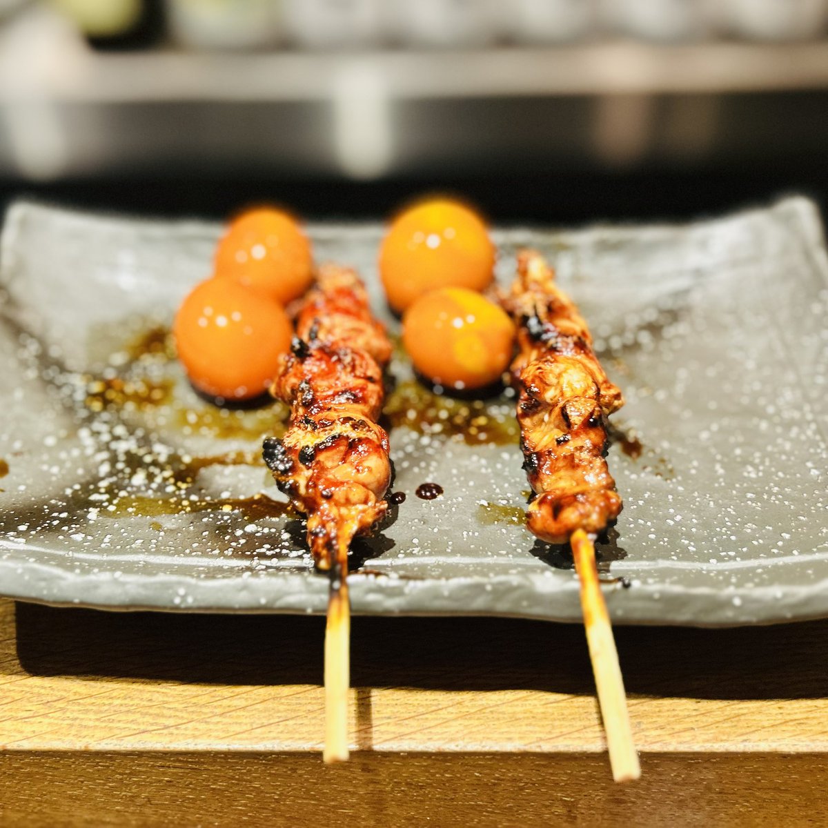 武蔵小山【酉玄】

美味しい焼鳥屋さんがたくさんある武蔵小山ですが、今回はミシュランビブグルマン4年連続受賞の酉玄さんへ。

写真は飲み納めの夏酒2種と、ふりそで&amp;ちょうちん♡

お任せ5本、7本、10本のコースがあり、単品でも注文できます。

串食べすぎて締めのとろとろ親子丼行けなかったー！