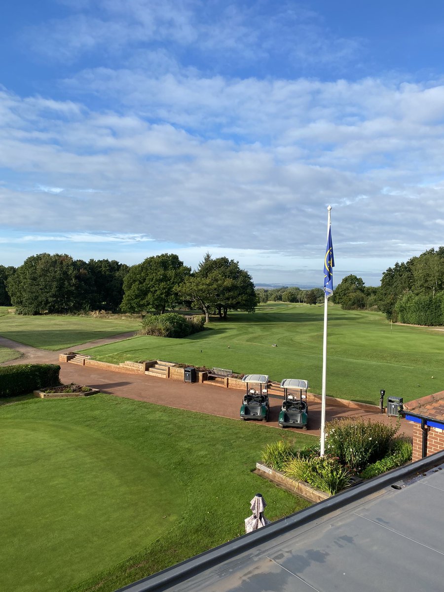 Beautiful morning here at Penn for the competitors in the 36 hole Reading Shield.