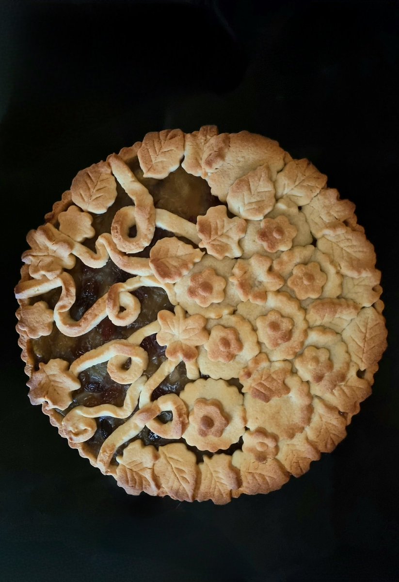 Mr Burch tweet media