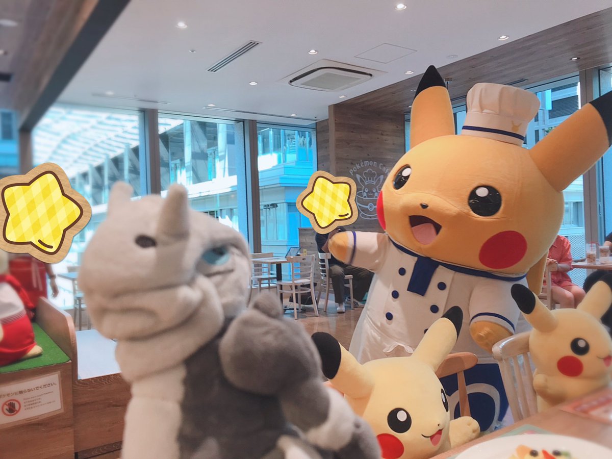 ポケモン「百億年ぶりのポケモンカフェでしたパモさん、無事吐血(最低) 」|無能大佐ももしろ🍑和服ｾｰﾗｰﾅｲｽﾞ仕込み中のイラスト