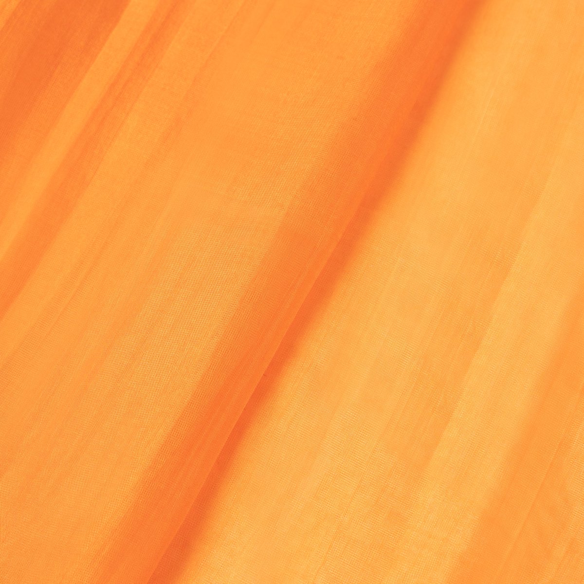 GiangGift's tweet photo. VIVID MULBERRY SILK THREADS : The Connection to Vietnamese Tradition and Spirit, The Beauty of an Ancient Culture, Never Forgotten. #GiangGift #whatyoupossesswilltellyourstory https://t.co/nKCfuAktCQ