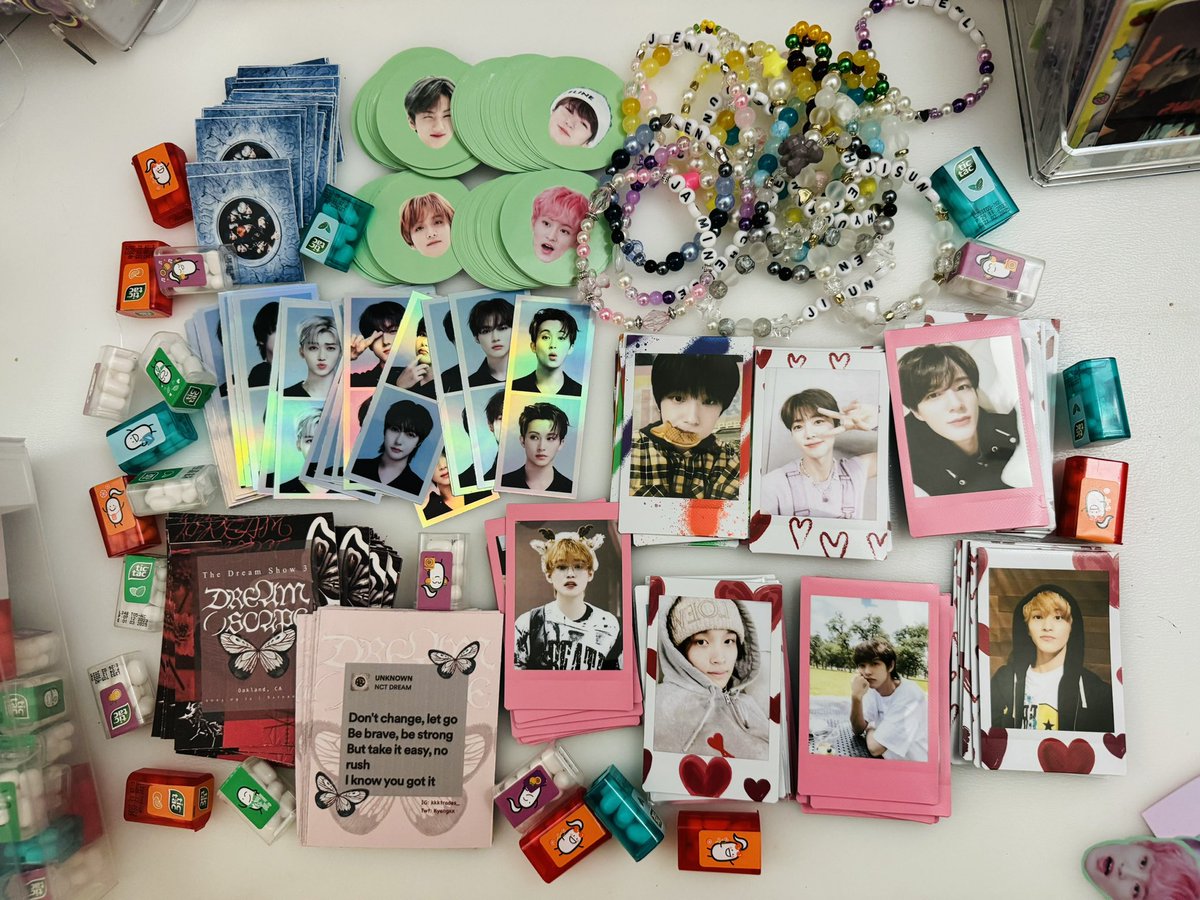 kyengxx's tweet photo. Hi Czennies! 🌱
I’ll be handing out freebies at tomorrow’s show in Oakland ^^ I will post my location here and on my insta @/kkktrades_

See you there!! 💚

#THEDREAMSHOW3 #NCTDreaminOakland #NCTDREAM_THEDREAMSHOW3 #NCTDREAM_THEDREAMSHOW3_OAKLAND https://t.co/LqW4vrmOvU
