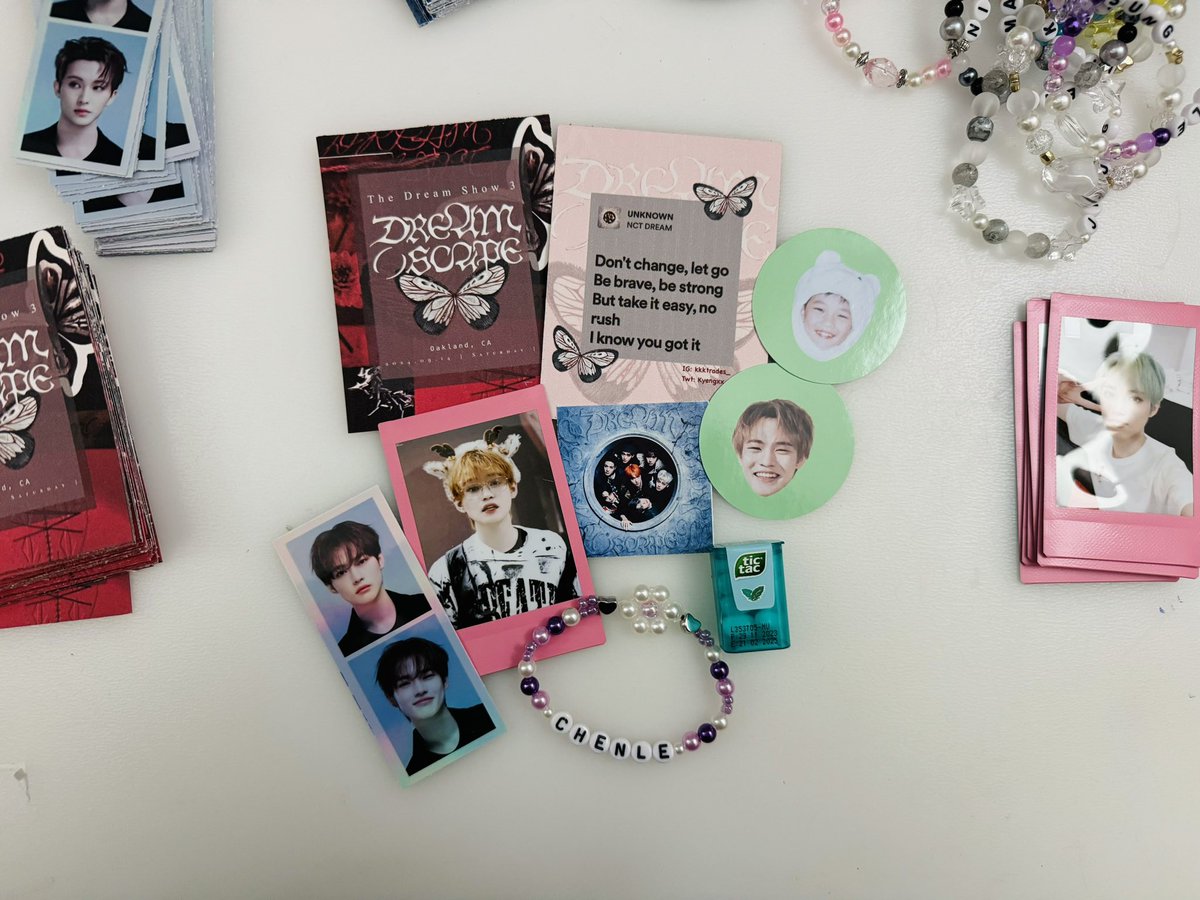 kyengxx's tweet photo. Hi Czennies! 🌱
I’ll be handing out freebies at tomorrow’s show in Oakland ^^ I will post my location here and on my insta @/kkktrades_

See you there!! 💚

#THEDREAMSHOW3 #NCTDreaminOakland #NCTDREAM_THEDREAMSHOW3 #NCTDREAM_THEDREAMSHOW3_OAKLAND https://t.co/LqW4vrmOvU
