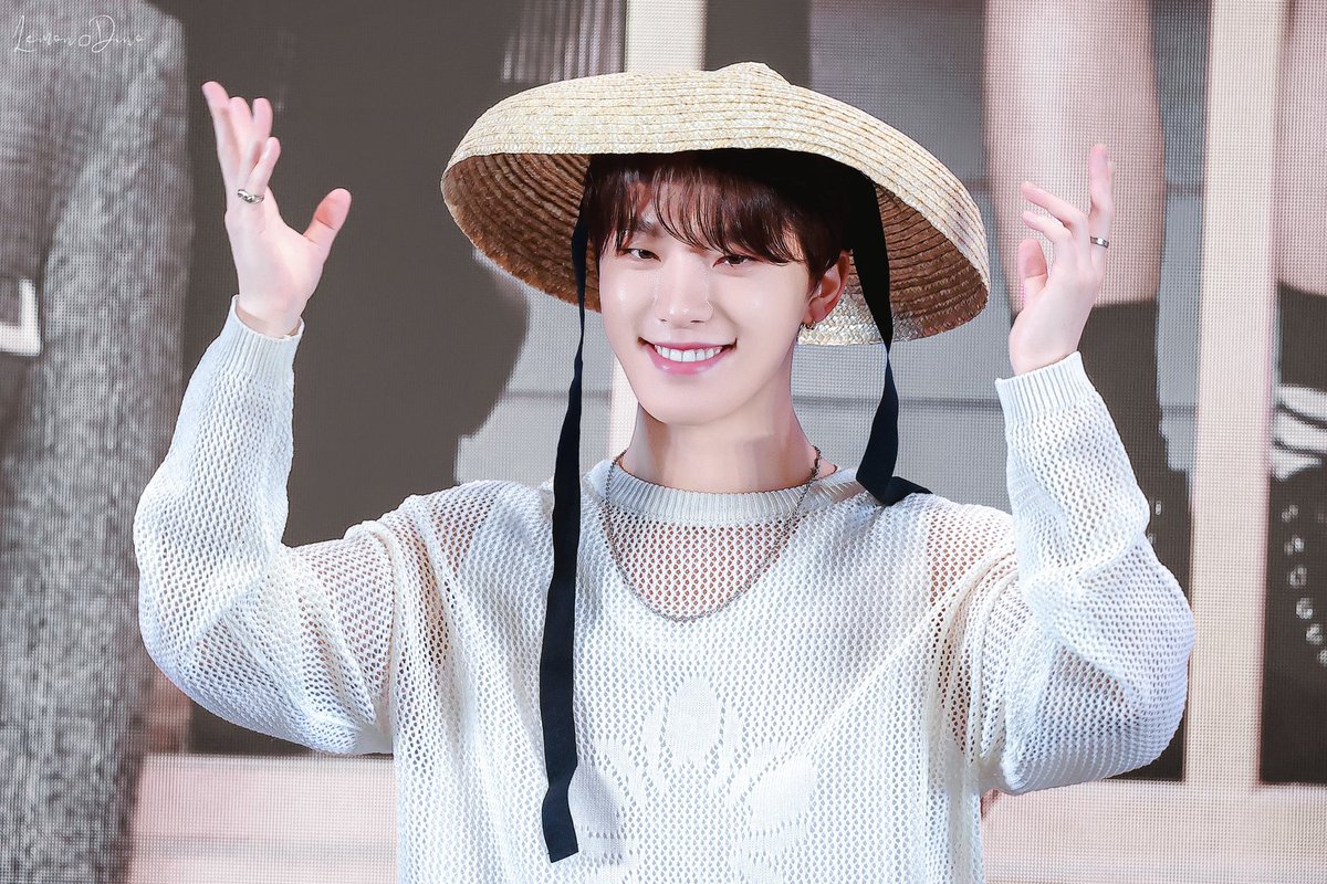 Lemon_Dino211's tweet photo. 240911 이즈위 베이징 팬싸 HD 

#세븐틴   #SEVENTEEN     
#디노 #이찬 #DINO #ディノ https://t.co/YC3xtZcScN
