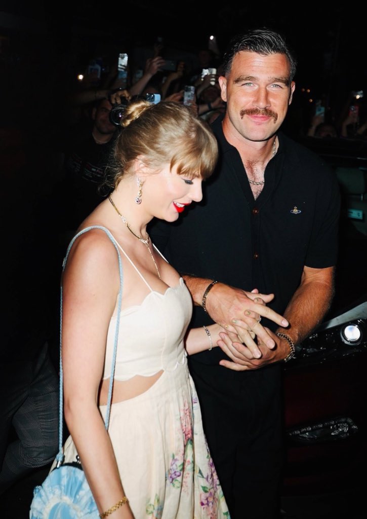 never moving on from this specific picture