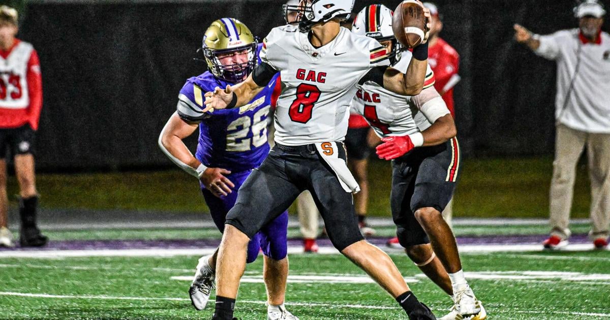 Greater Atlanta Christian Rallies for Victory at Lumpkin County @gacfootball @gac_athletics #GwinnettFB bit.ly/3XxIO82