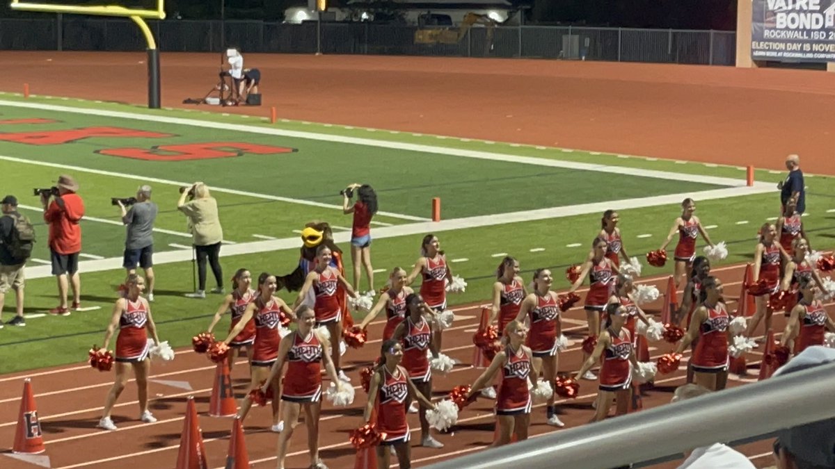 Harley_Hawk1's tweet photo. What a great night! Started the night honoring our first responders and finished it with the Win and the Wilk! Love those Friday night lights. #heathcheer #rhhs #southsidetough #heathhawks https://t.co/IXU4cHzj6t