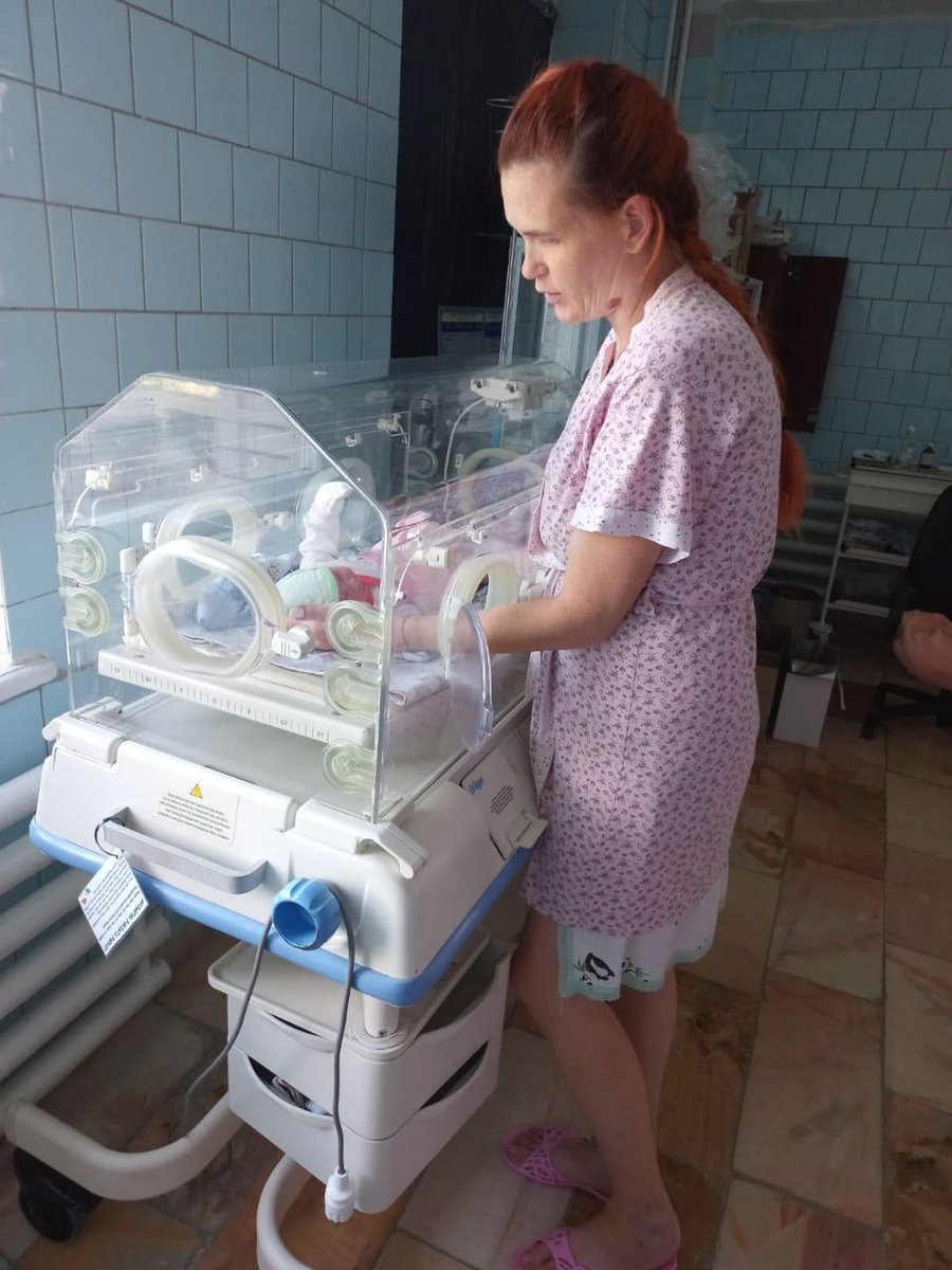 wandathemidwife's tweet photo. Donated #incubator transported from UK to #Ukraine and delivered by us in use at #maternity #hospital #Dniproprotvesk gives me immense satisfaction #midwife #volunteer #aidworker #savingbabies @JoshGoodFilm @MidwivesRCM @momincubators https://t.co/L1ZVnVvWFw