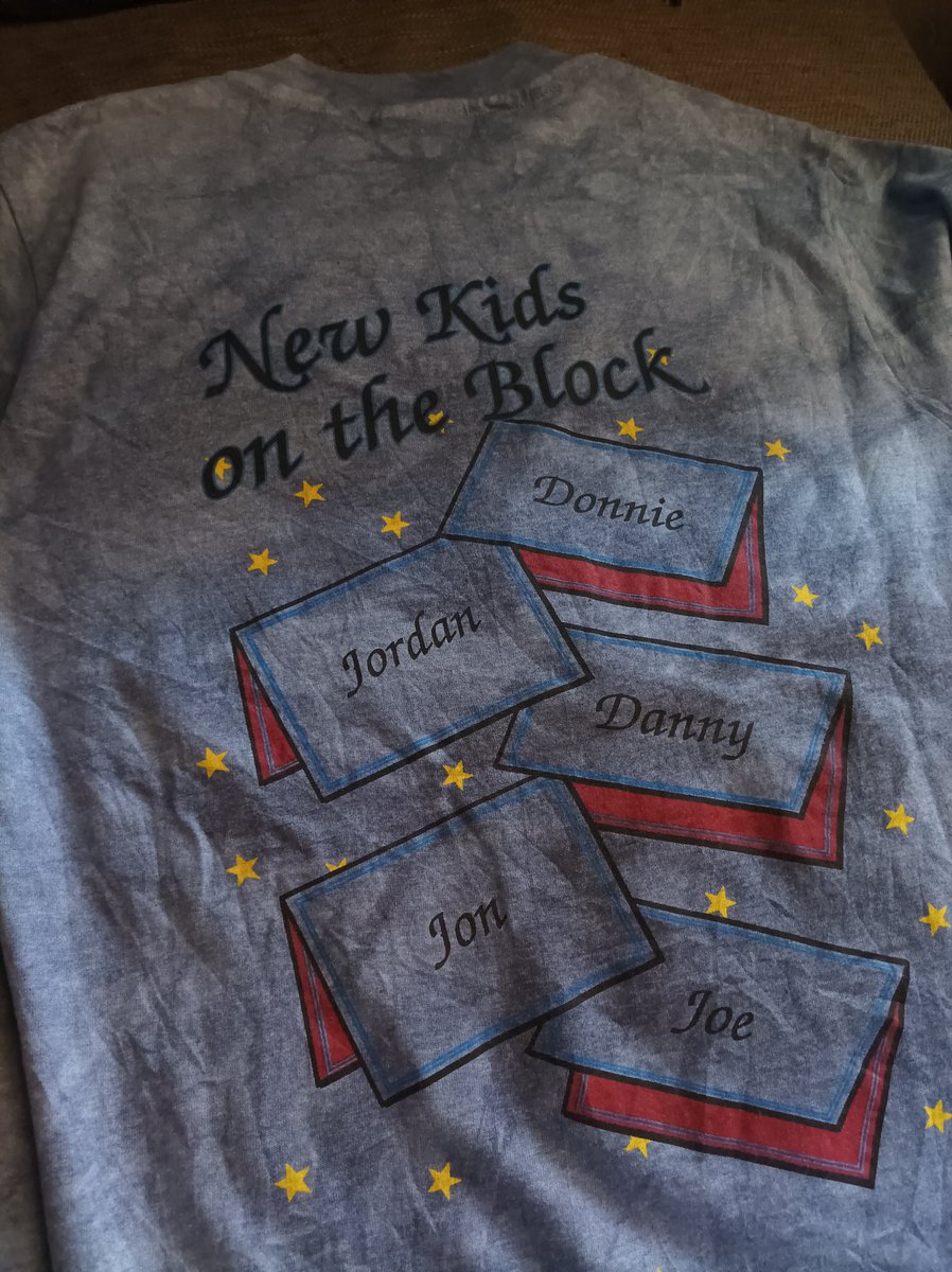 SkateBlueEyes tweet media