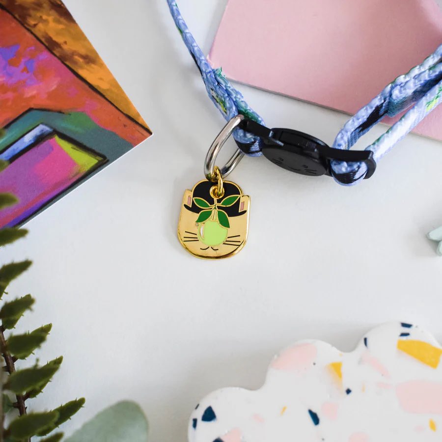New 

Cat collars by cat artist Niaski #caturday #ukgiftam 

Take a look at the catalogue would be a catastrophe if you missed this ! masato.co.uk/collections/ni…