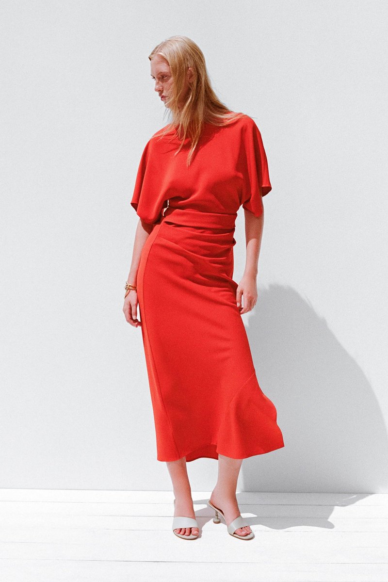 kendam_com's tweet image. Staud Spring Summer 2025 collection lookbook (32 outfits) kendam.com/news/lookbooks…

#Staud #SS25 #Lookbooks #FashionWeek #Kendam