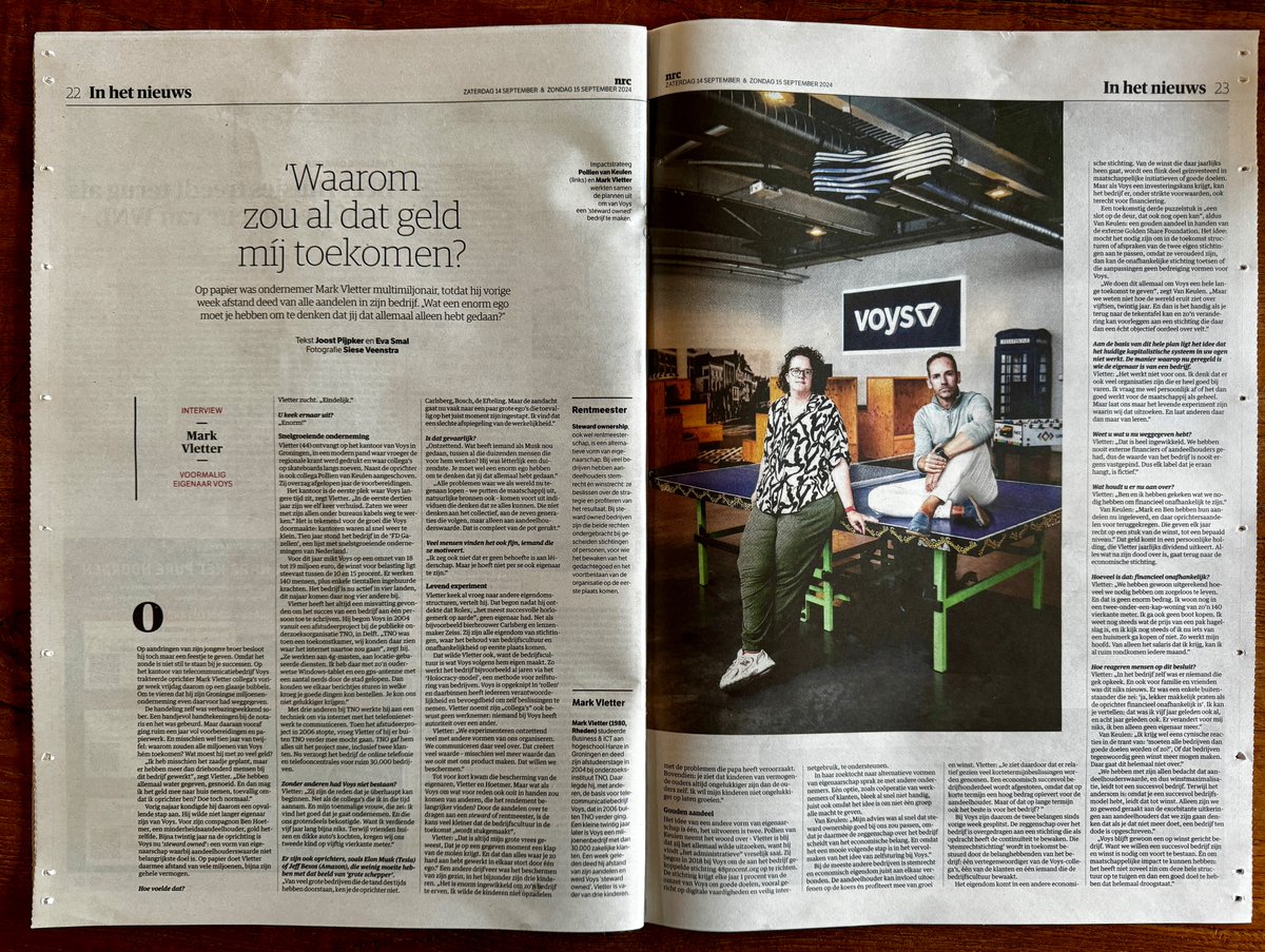 Mooi artikel en terechte aandacht in NRC voor de stap die <a href="/MarkV/">Mark Vletter 🤙</a> heeft gezet door zijn miljoenenbedrijf <a href="/VoysNL/">Voys</a> weg te geven en het 'steward owned' te maken. Focus verleggen van aandeelhouderswaarde naar continuïteit en maatschappelijke impact. nrc.nl/nieuws/2024/09…
