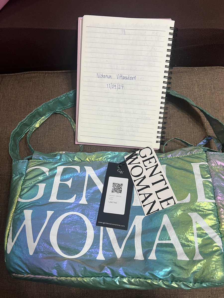 sziikoop's tweet photo. Gentlewoman Dumpling bag Blue Moon🌕🌑
กดจากเว็ป มีแท็กพร้อมqrcode ของแท้แน่นอน
ไม่มีตำหนิหนัก ภายในสะอาด 
ส่งต่อ 600 รวมส่งค่ะ 🫶🏻
#gentlewoman #dumplingbag #ส่งต่อกระเป๋า #ส่งต่อgentlewoman #กระเป๋าเกี๊ยว #ส่งต่อเสื้อผ้ามือ2 #กระเป๋ามือสอง https://t.co/Z8QDVJtHHB