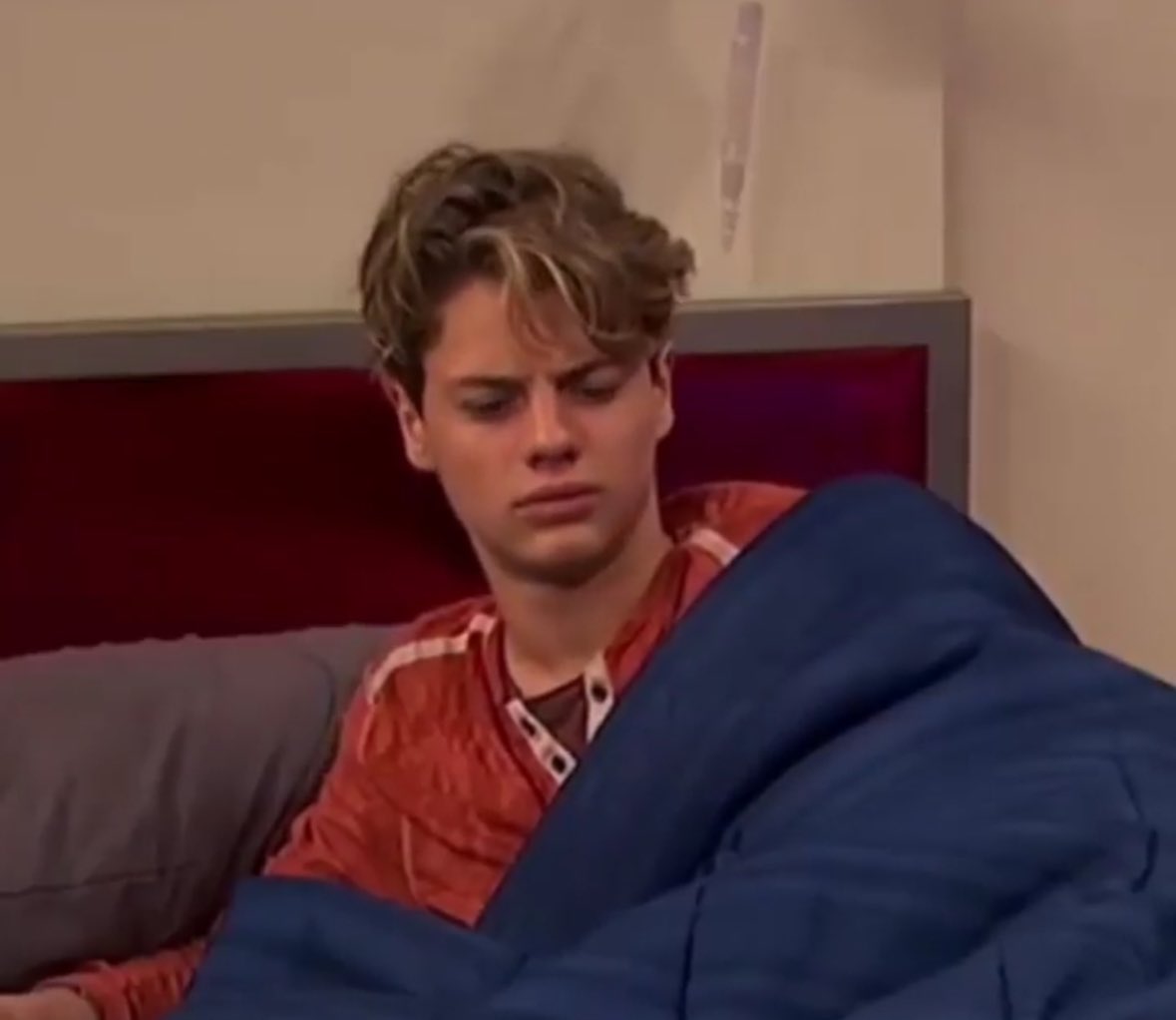 doves0nline's tweet photo. jace norman waking up to see himself all over every social platform https://t.co/R369PxL2c8