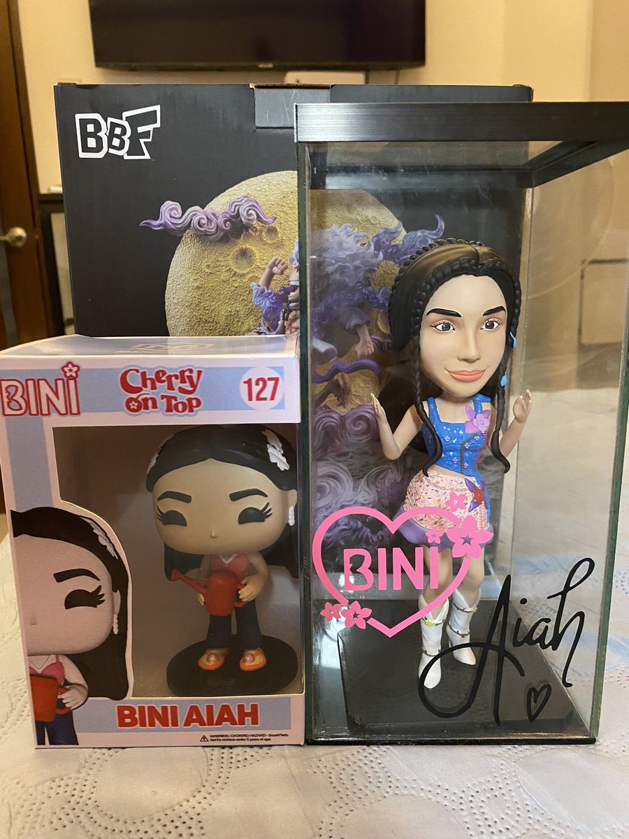 chikitlacaba's tweet photo. hi @bini_aiah 😍 #bobblehead #funko https://t.co/aJ54THzuYR