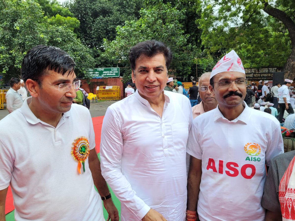 #HappyBirthdayCBYadav
Happy Birthday C.b yadav ji