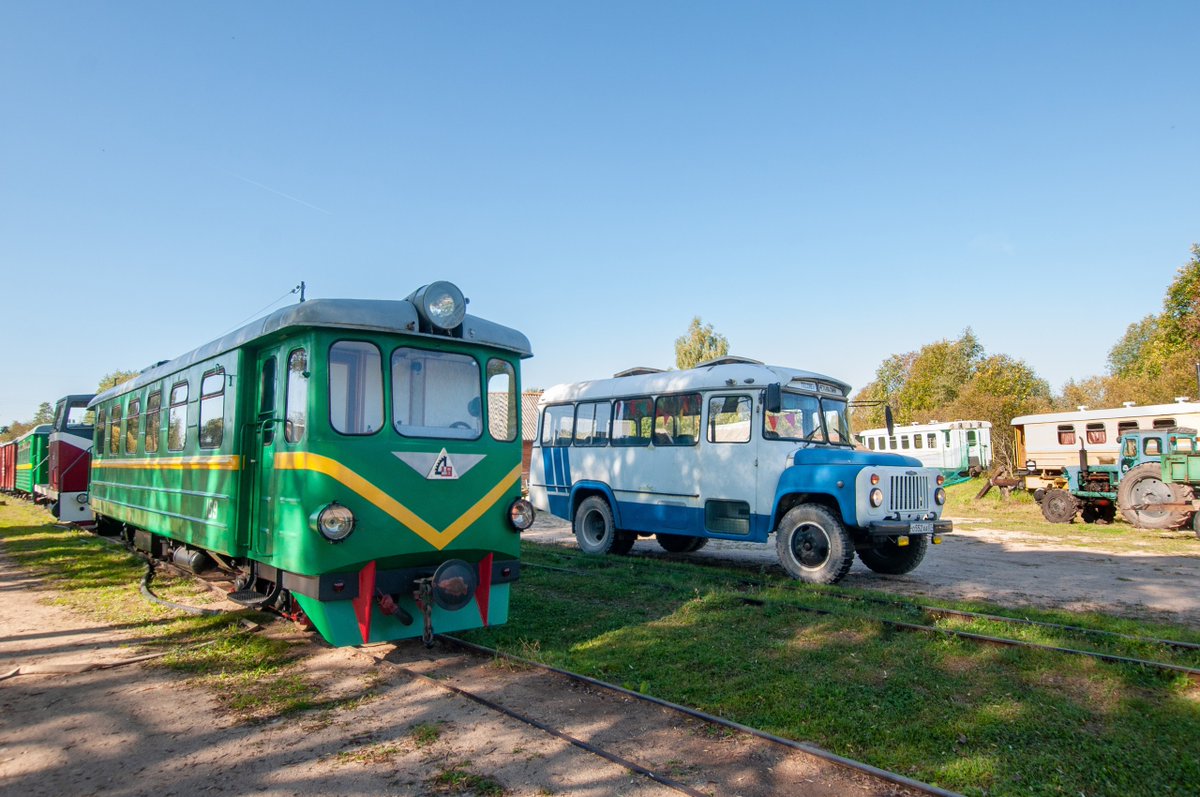 NGR_RU's tweet image. Автомотриса АМ1-169 (Демиховского машиностроительного завода), Тёсовская узкоколейная железная дорога, Новгородская область, 2024.
Railcar AM1-169 (Demikhovo machine-building plant), Tesovo narrow gauge railway museum, Novgorod Oblast, 2024. Photo Тесовская УЖД. #Russia #AM1 #ужд