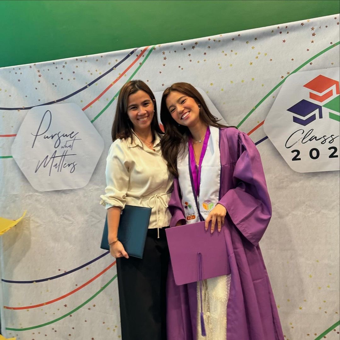 bellelieversofc's tweet photo. 240914 belle_mariano IG Post!

“I promised myself and my parents that I’d do my best to live the best of both worlds: pursuing my career and balancing it with school at the same time. I finally made it 🤍!”

Congratulations, @bellemariano02 ! 🌟

#BelleMariano https://t.co/7UBnrvlMOs