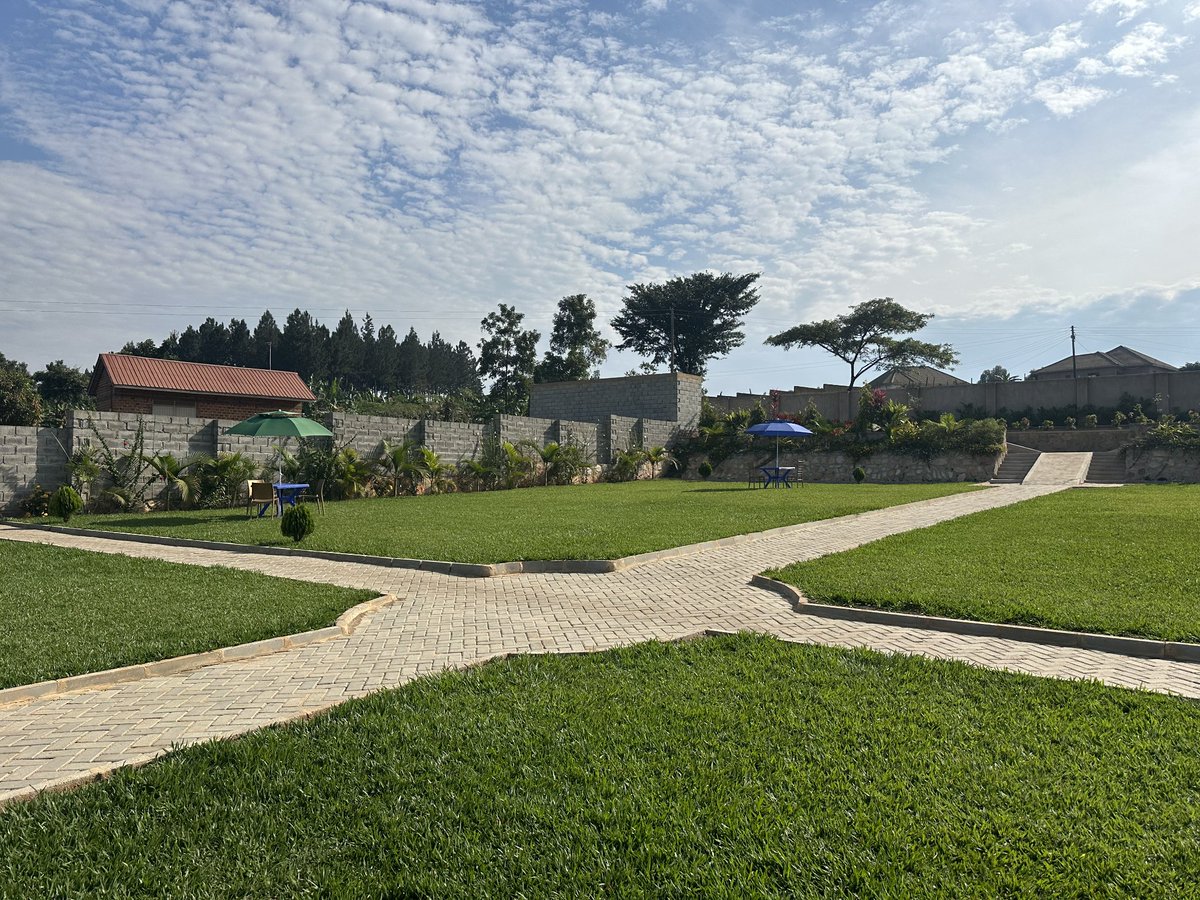 princess_lounge's tweet photo. romantic evening under the stars, our lush green spaces are ready to host you.

Come enjoy a serene environment, delicious food&amp; refreshing drinks! Make memories, soak in nature &amp; experience the ultimate relaxation.

📍 Visit us today! We can’t wait to have you! https://t.co/9pbMViNVJR