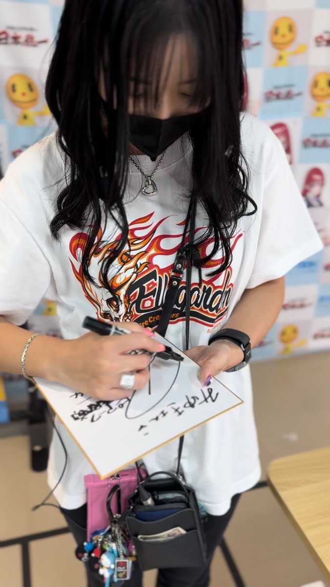 mi_hm1223's tweet photo. 前に近くまで来た時に仕事で行けなかったから…
今日も時間なかったけど逃したら次またいつ千葉に来るかわからないから行って来た😊
結果、行って良かった☺️

いつもYouTubeで観てる推しが目の前に居てあんなに喋ってくれるとは思ってなかったからびっくり😳
神対応で嬉し過ぎた☺️❤️

#Rino_Tachi https://t.co/zn2vvHuibC