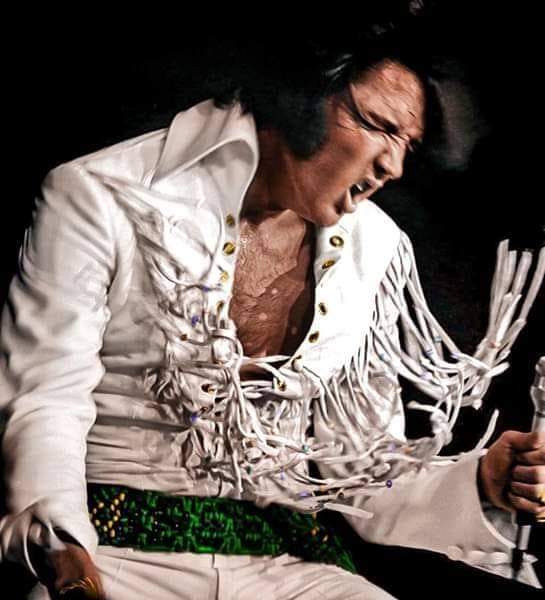 ON THIS DAY
September 14, 1970 Elvis performed at the Municipal Auditorium, in Mobile, Alabama at 8:30p.m. to a crowd of 10,800. #Elvis #ElvisPresley #ElvisHistory #Elvis1970 #Elvistheking #Elvis2024