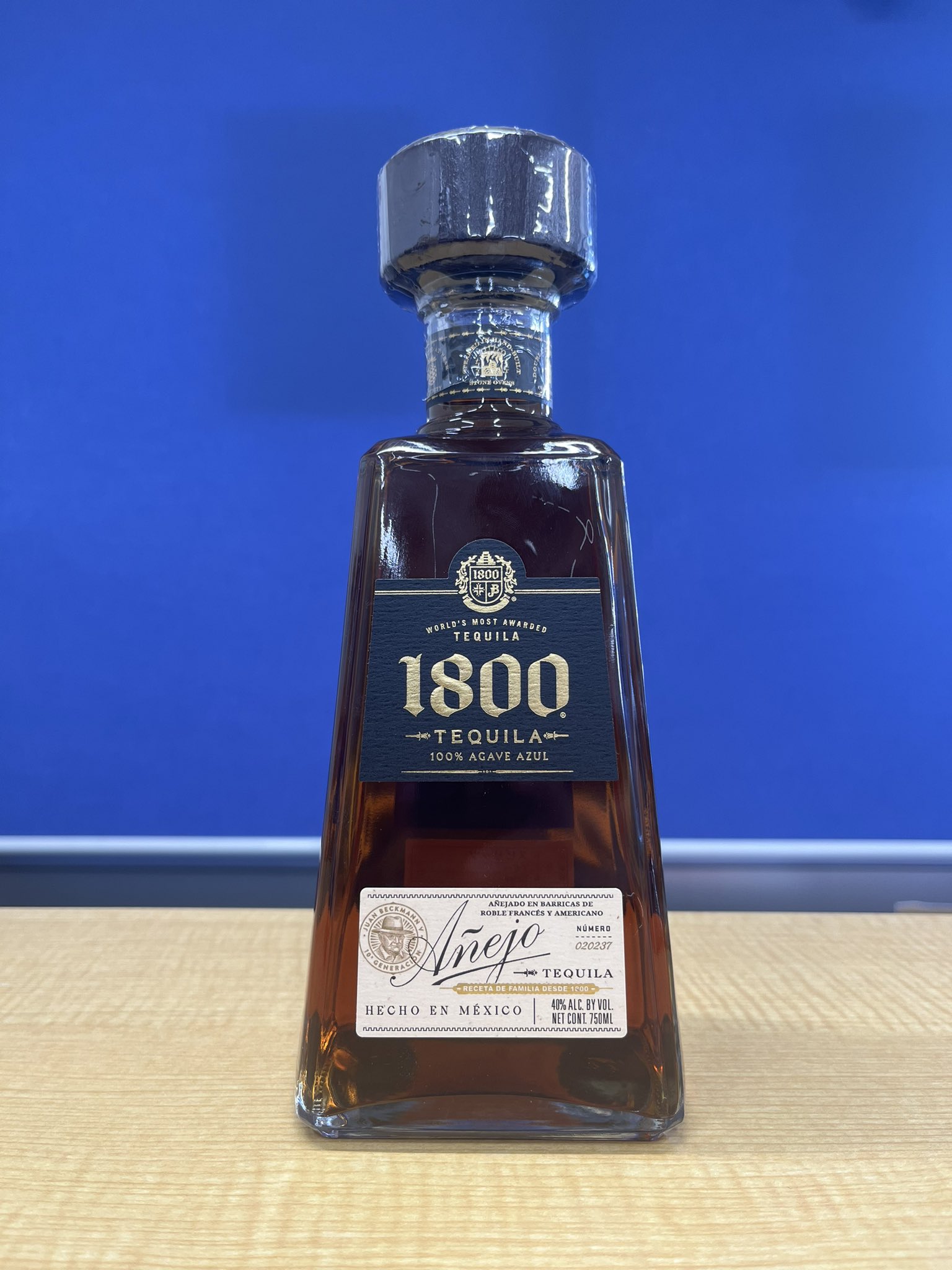 1800 Tequila アネホ 750ml １０本専用です 1800 Añejo - 1800 Tequila をオンラインで購入 - vinello.jp