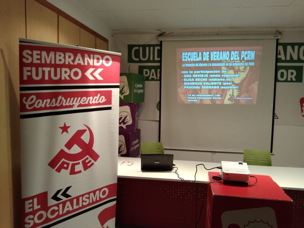 pcrm_es's tweet photo. ⏳ ¡En unos momentos arranca la Escuela de Verano del PCRM "María Carrasco"! 🌞
Un espacio de formación, debate y organización.
¡No te lo pierdas! 🔴✊
#EscuelaDeVerano #Formación #PCRM #MaríaCarrasco https://t.co/Q97bHmSYAA