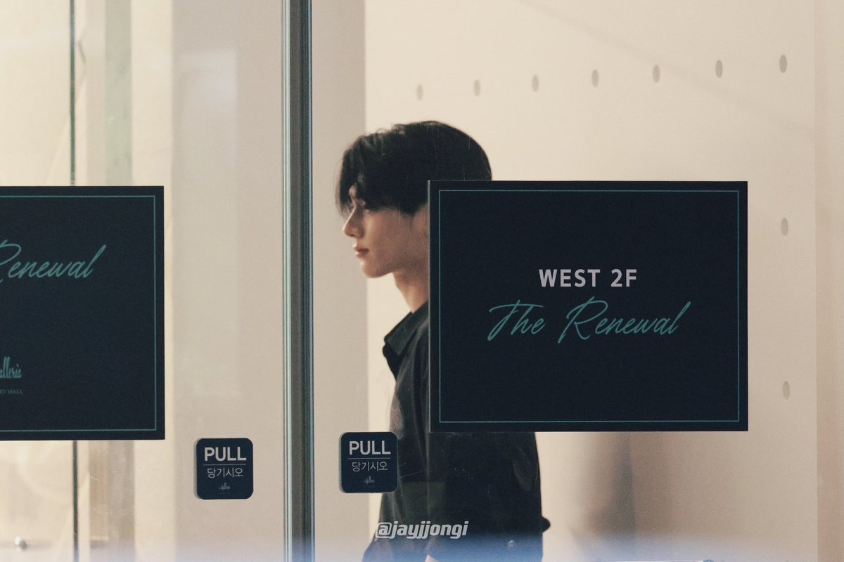 240914 Creed

화양연화
花樣年華

#JAY #제이 #ジェイ #박종성 #종성 
#ENHYPEN #엔하이픈 #エンハイプン