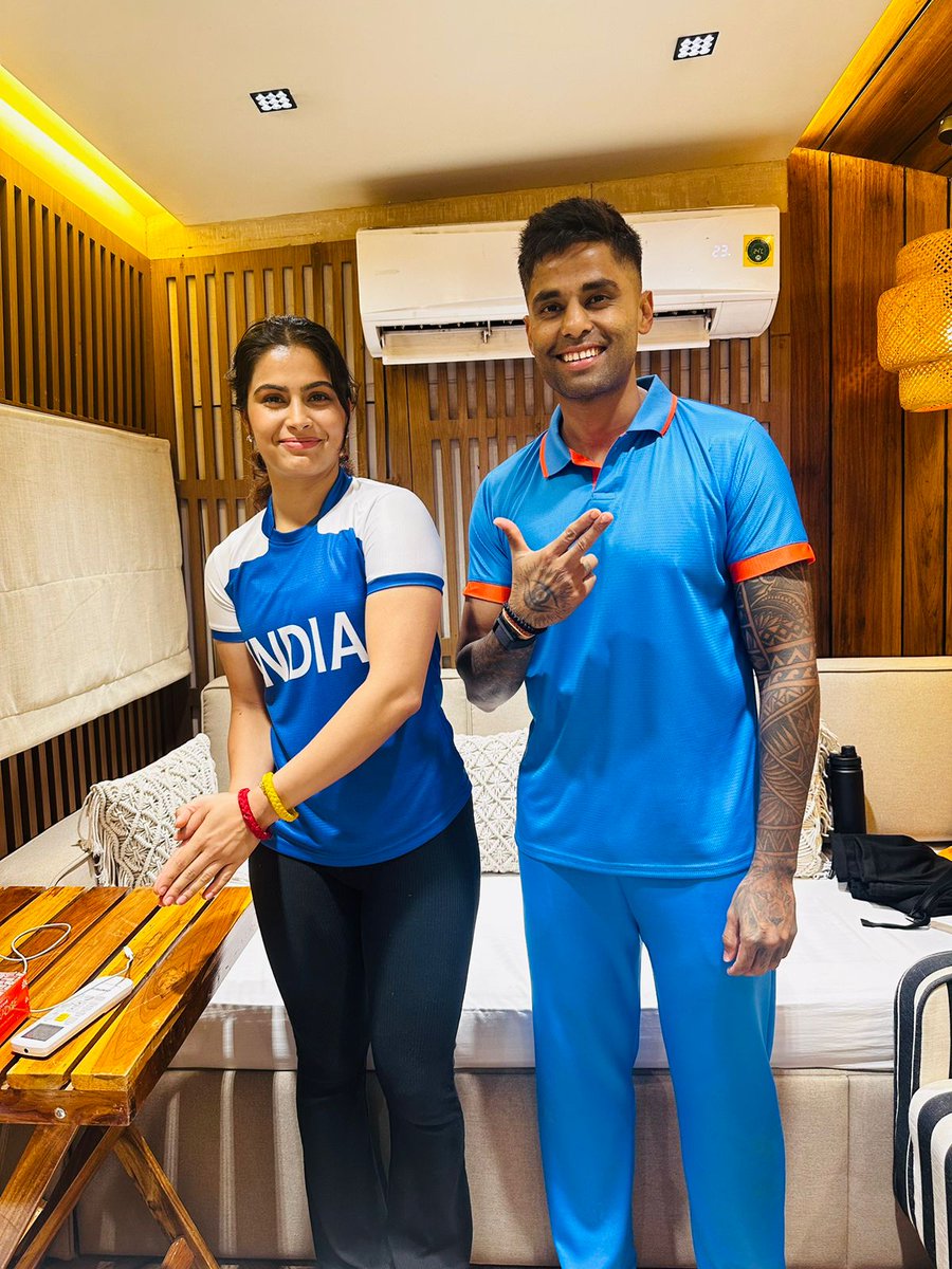 Divyaprakash890's tweet image. सूर्य कुमार यादव जी को जन्मदिन की ढेर सारी शुभकामनाएं। सूर्या हमेशा चमकता रहे ।।🔥

#SuryakumarYadav

x.com/i/spaces/1OyKA…