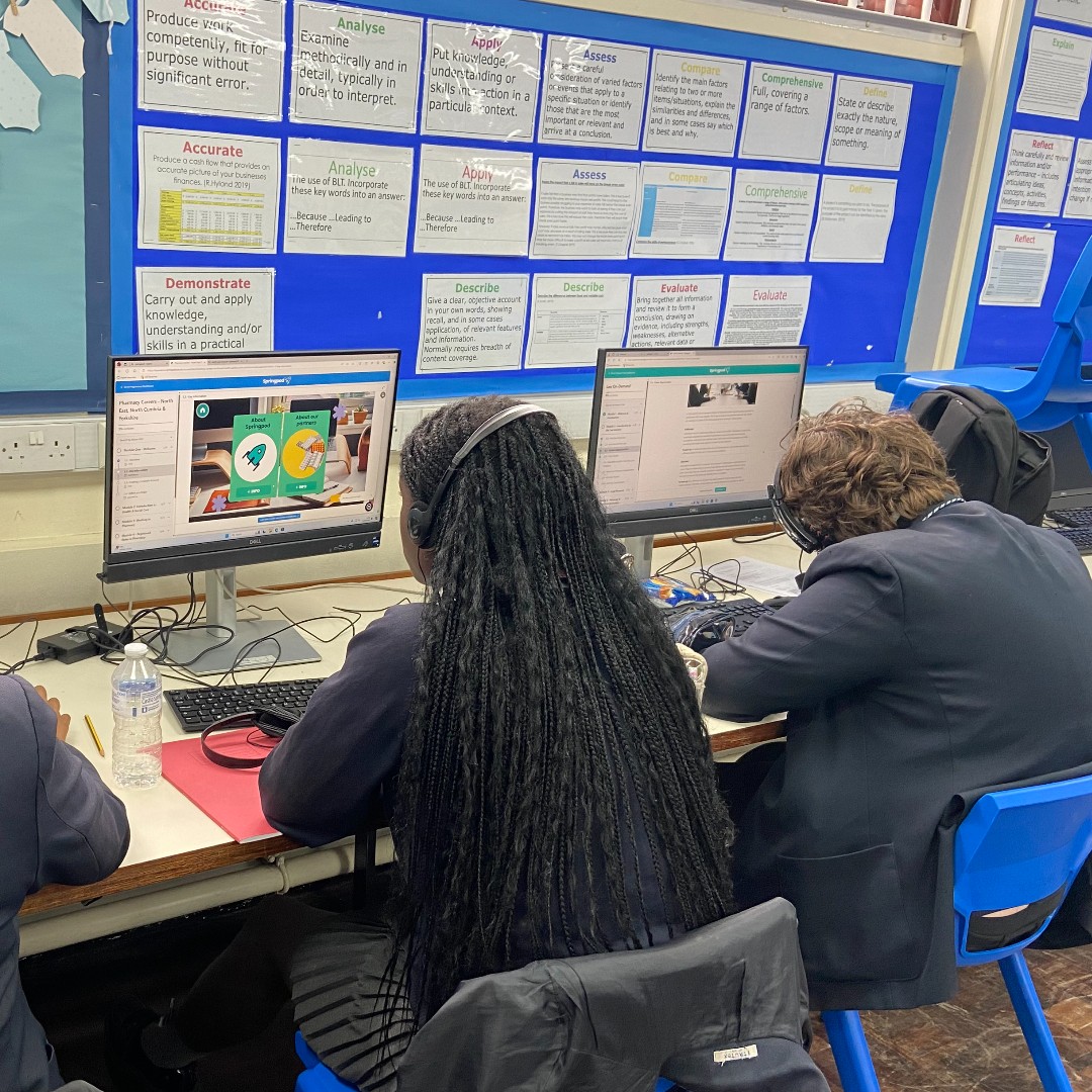 SalesianAcademy's tweet image. Our Year 11 pupils have been attending Friday evening Careers Drop-In Workshops! 🙌 

Pupils are using this time to engage in virtual work experience programmes, explore opportunities post-16, and fine tune their CV.

#SASJB  #CareerDevelopment #StudentSuccess #ProfessionalSkills